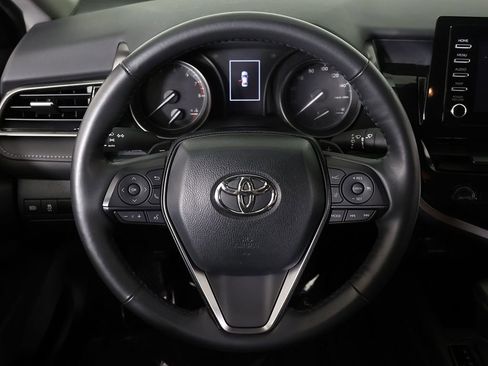 Used 2024 Toyota Camry SE image 37