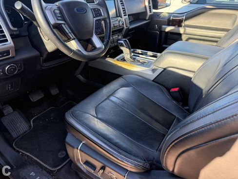 Used 2016 Ford F150 Platinum w/ Equipment Group 701A Luxury image 8