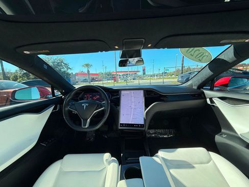 Used 2020 Tesla Model S AWD image 21