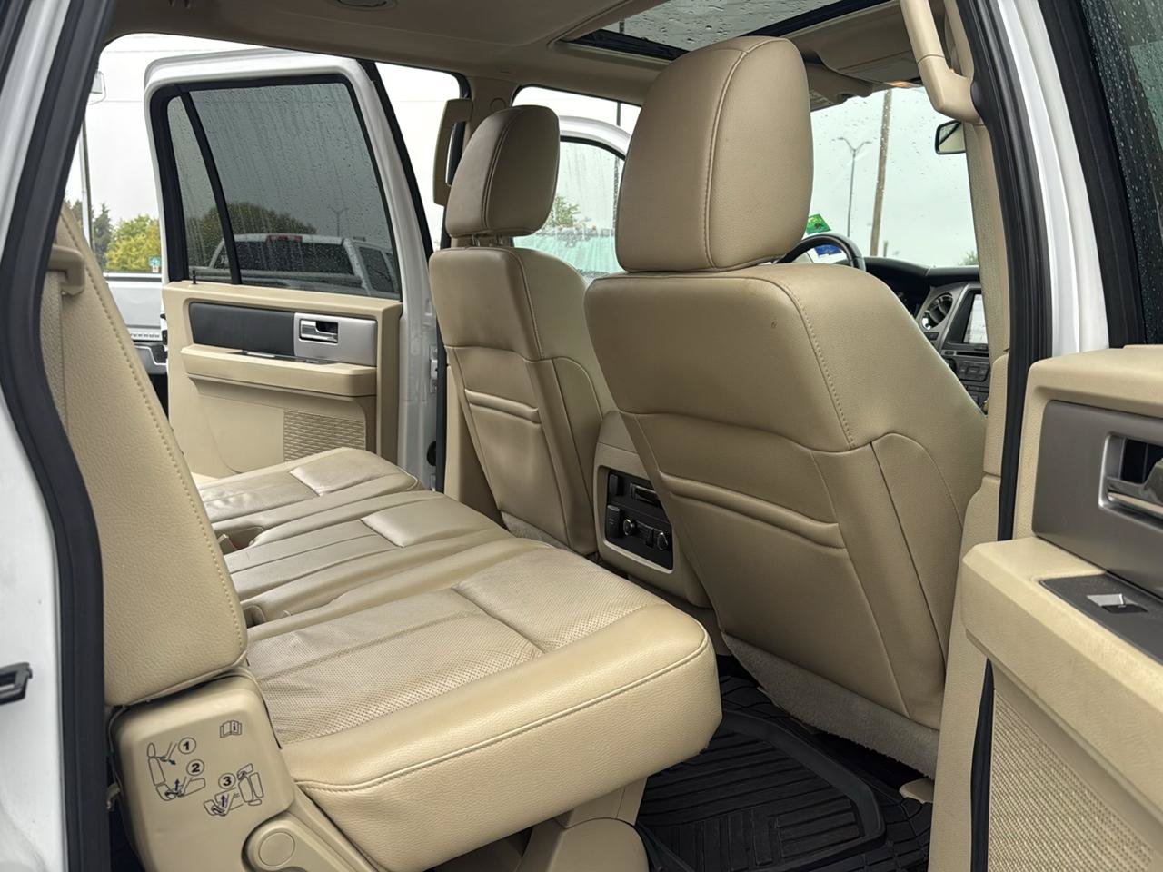 Used 2017 Ford Expedition EL XLT w/ Equipment Group 202A AWD/4WD image 37