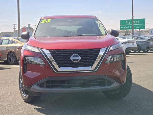 Used 2023 Nissan Rogue S image 6