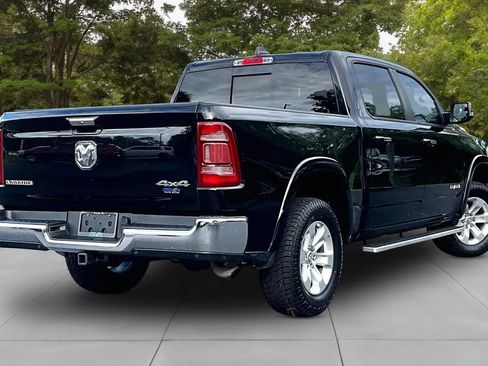 Used 2019 RAM 1500 Laramie AWD/4WD image 2