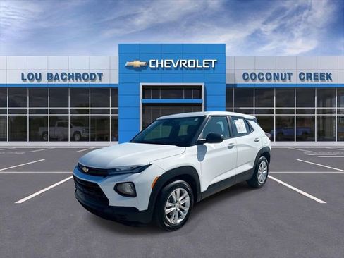 Used 2022 Chevrolet TrailBlazer LS image 4