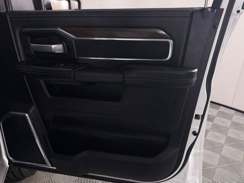 Used 2024 RAM 2500 Laramie w/ Safety Group AWD/4WD image 33