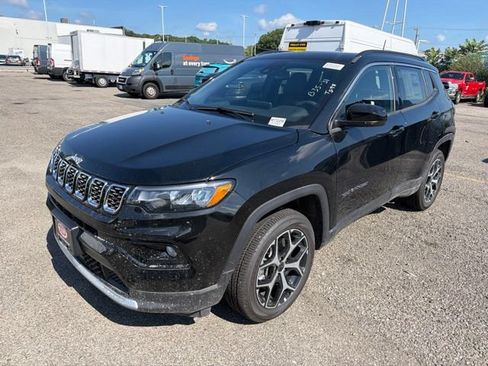 New 2026 Jeep Compass Limited w/ Sun, Sound & Navigation Group AWD/4WD image 6