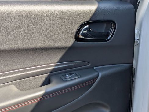 Used 2025 Dodge Durango GT image 21