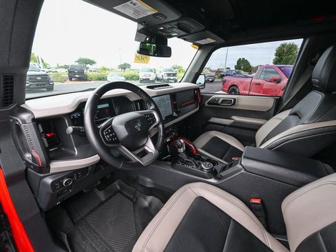 Certified 2022 Ford Bronco Wildtrak image 17