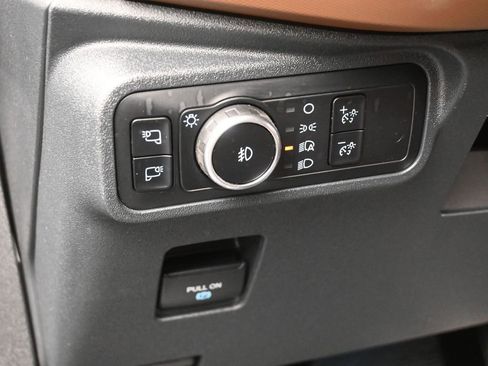 Used 2024 Ford Bronco Outer Banks image 14