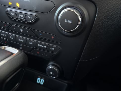 Used 2019 Ford Ranger XLT w/ Equipment Group 302A Luxury image 29