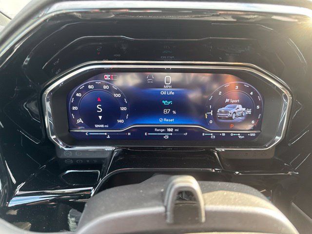 Used 2024 Chevrolet Silverado 1500 High Country w/ Technology Package AWD/4WD image 8