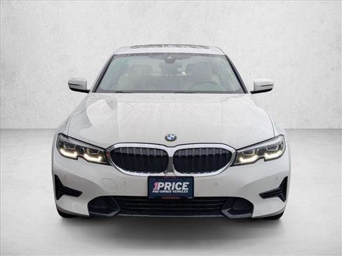 Used 2019 BMW 330i xDrive Sedan w/ Convenience Package image 2