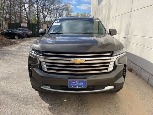 Used 2021 Chevrolet Tahoe High Country AWD/4WD image 3