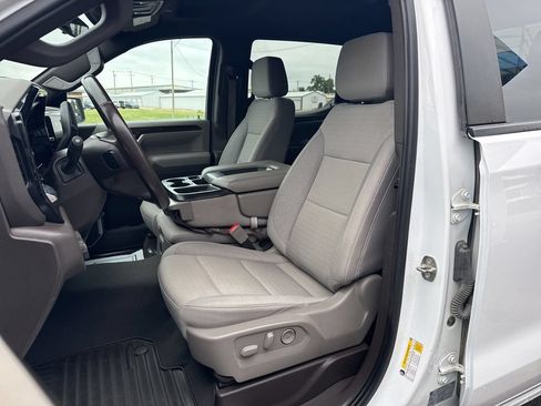 Used 2022 Chevrolet Silverado 1500 LT AWD/4WD image 13