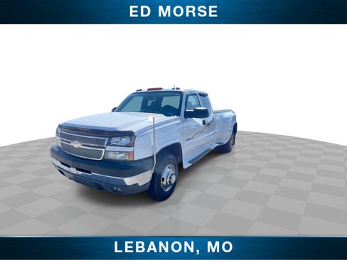 Used 2005 Chevrolet Silverado 3500 LS w/ Skid Plate Package AWD/4WD image 4