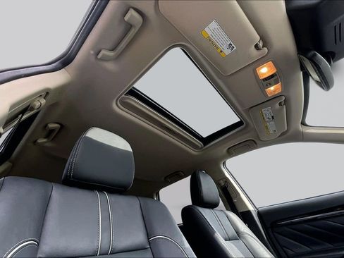 Used 2018 Mitsubishi Outlander GT image 26