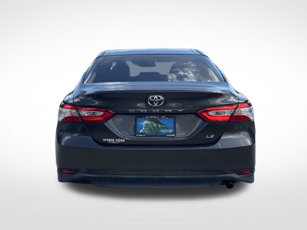 Used 2018 Toyota Camry LE w/ Convenience Package FWD image 7
