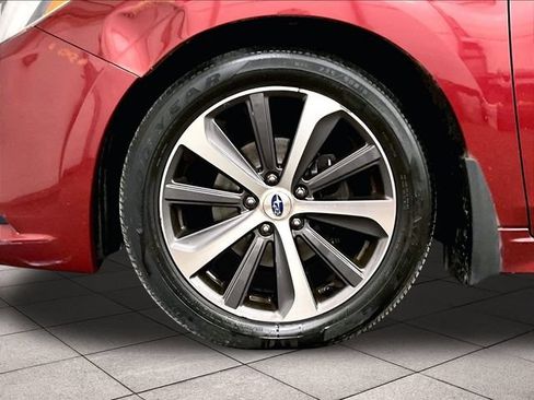 Used 2015 Subaru Legacy 2.5i Limited AWD/4WD image 8