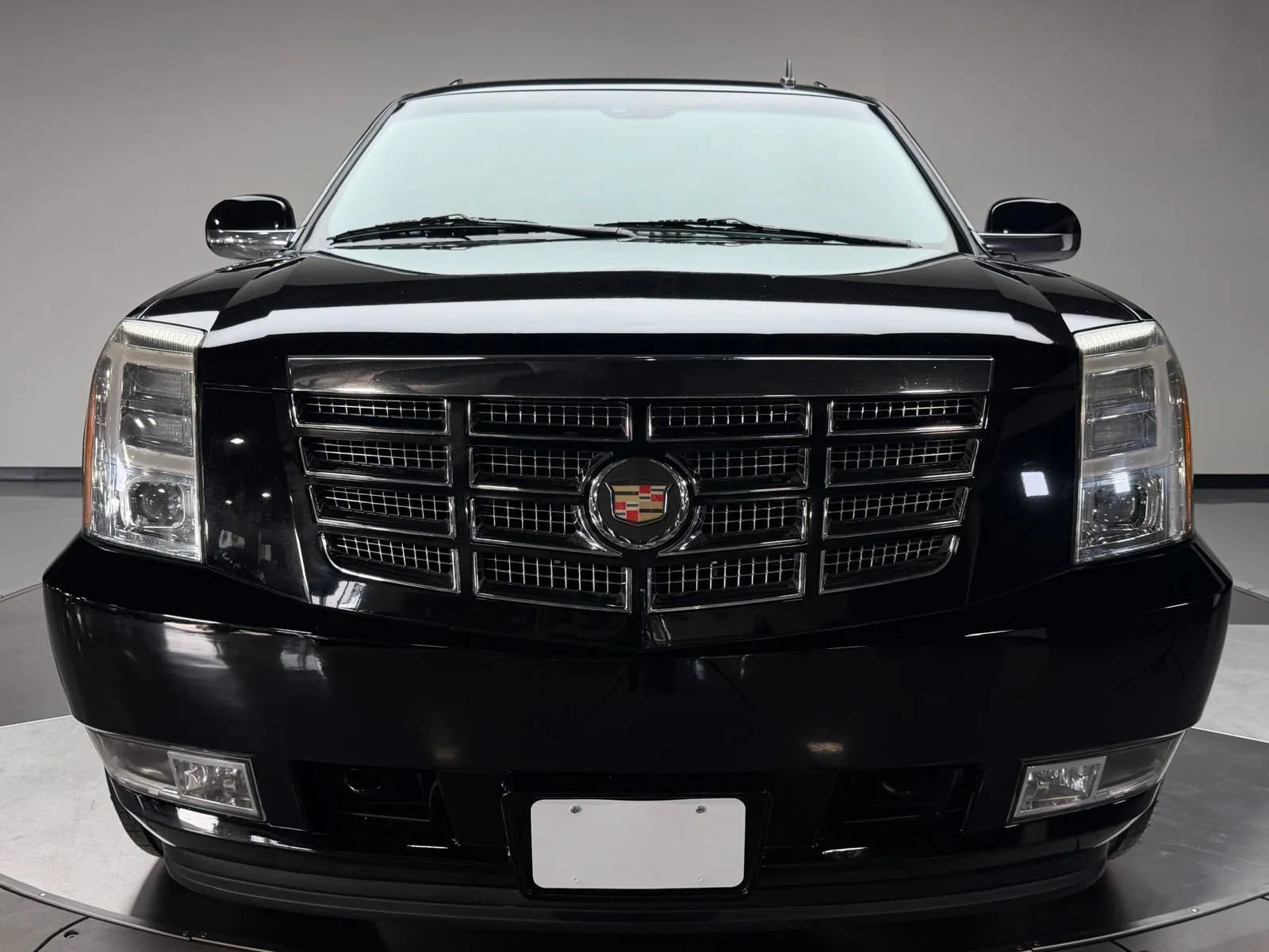 Used 2008 Cadillac Escalade EXT AWD/4WD image 3