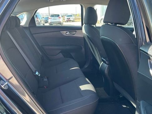Used 2020 Kia Forte LXS image 18
