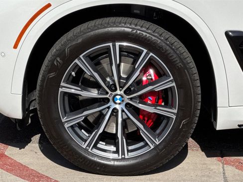Used 2026 BMW X5 xDrive40i w/ M Sport Package image 32