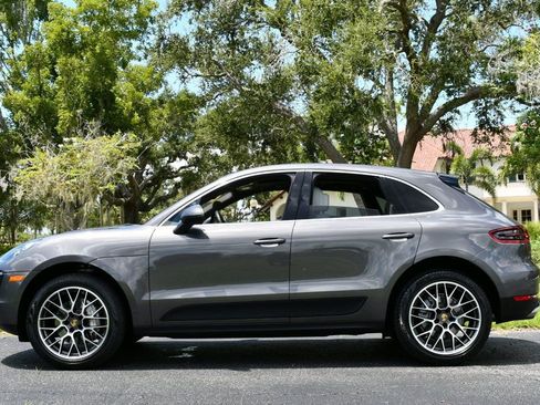 Used 2017 Porsche Macan S image 26