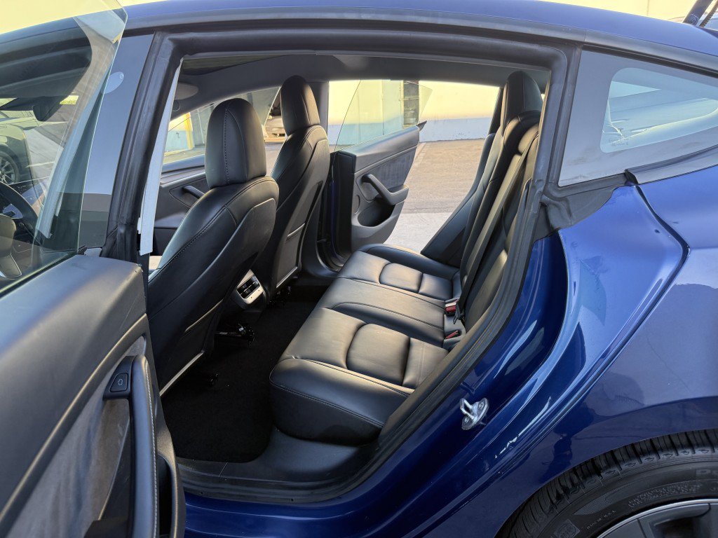 Used 2021 Tesla Model 3 RWD image 15