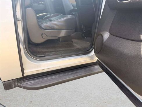 Used 2013 Chevrolet Suburban LT AWD/4WD image 12