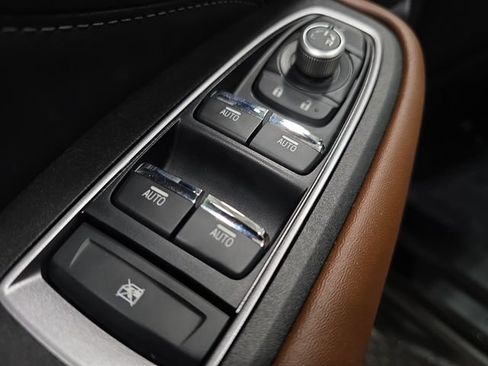 Used 2024 Subaru Outback Touring AWD/4WD image 27