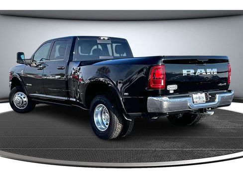Used 2025 RAM 3500 Longhorn image 14