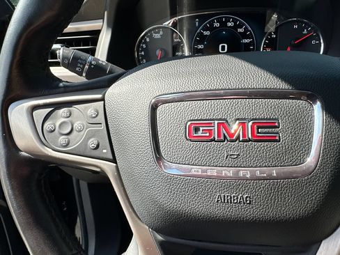 Used 2019 GMC Acadia Denali FWD image 26