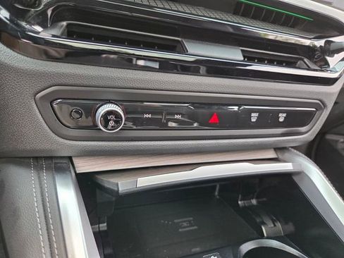 Used 2025 BMW 430i xDrive Coupe w/ M Sport Package image 28