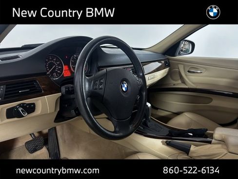 Used 2011 BMW 328i xDrive Sedan image 12