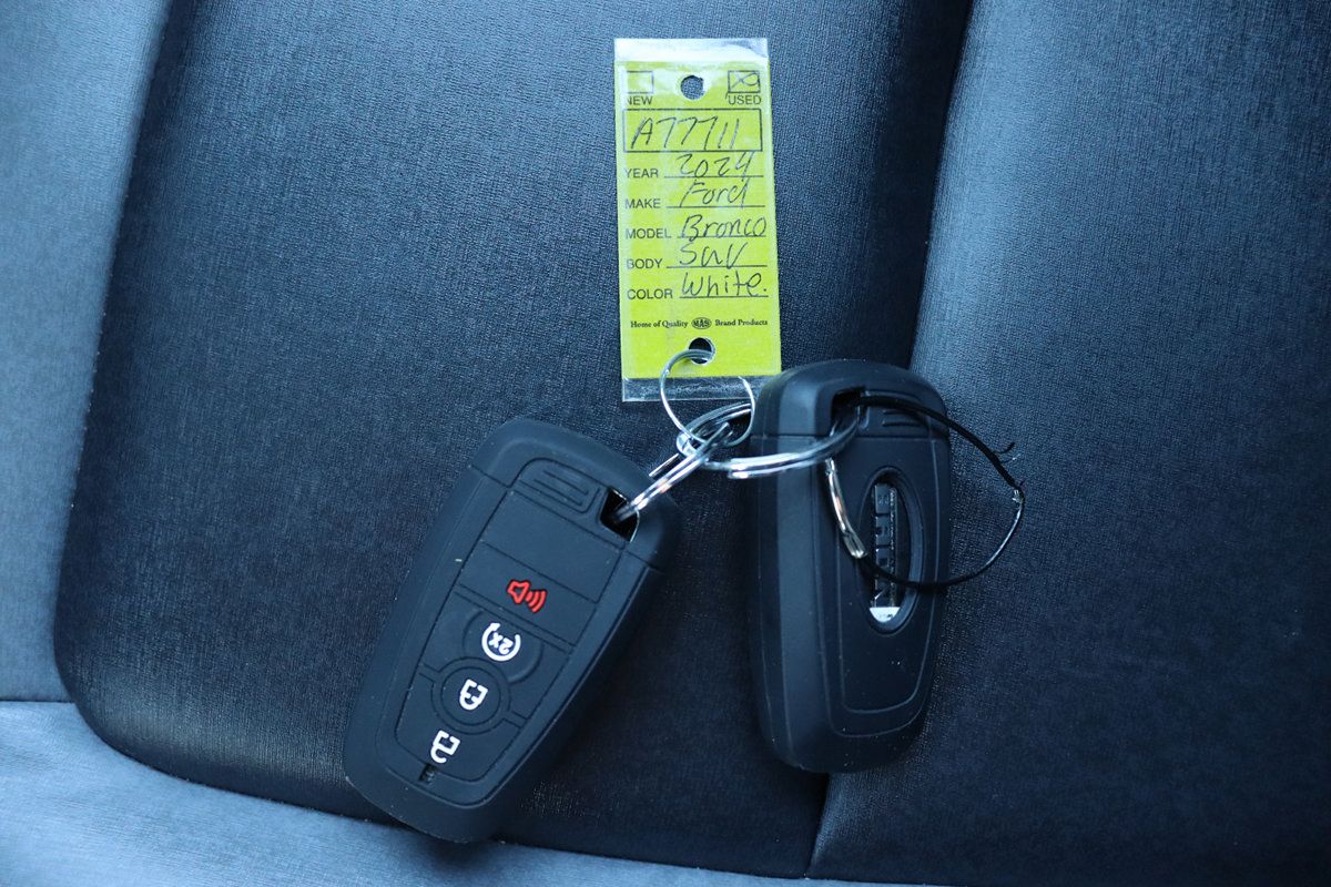 Used 2024 Ford Bronco Big Bend AWD/4WD image 43