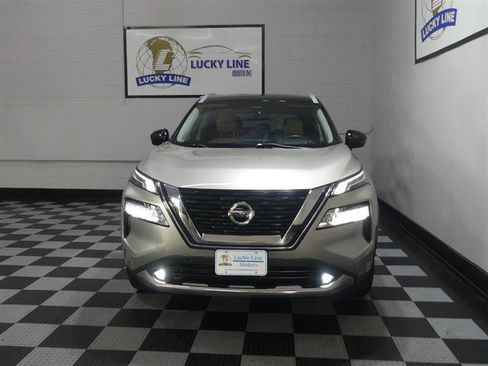 Used 2021 Nissan Rogue Platinum AWD/4WD image 2
