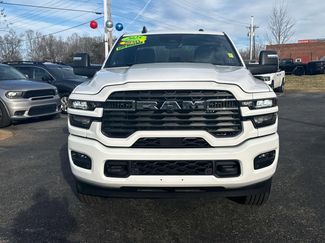 Used 2025 RAM 2500 Big Horn video 2