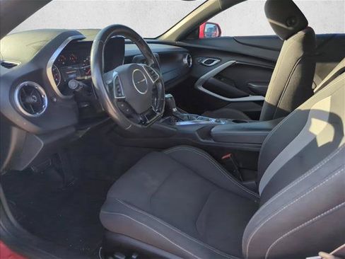 Used 2019 Chevrolet Camaro LT RWD image 10