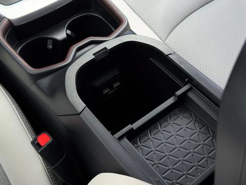 Certified 2021 Toyota RAV4 Limited AWD/4WD image 24