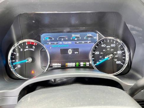 Used 2022 Ford F250 Platinum w/ FX4 Off-Road Package AWD/4WD image 30