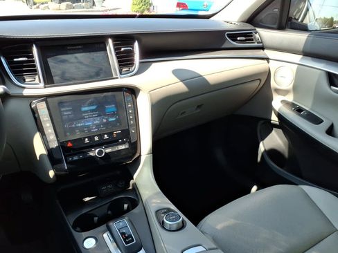 Used 2023 INFINITI QX50 Luxe w/ Accent Package AWD/4WD image 15