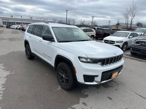 Used 2022 Jeep Grand Cherokee L Laredo w/ Luxury Tech Group I image 24