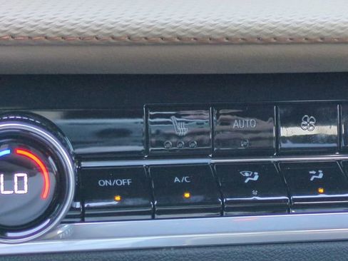 New 2026 Chevrolet Equinox ACTIV image 23