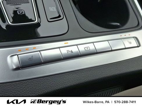 New 2026 Kia Carnival EX image 21