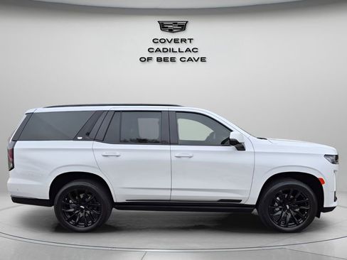 Used 2024 Cadillac Escalade Sport w/ LPO, ONYX Package image 11