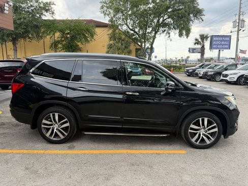 Used 2017 Honda Pilot Touring image 4
