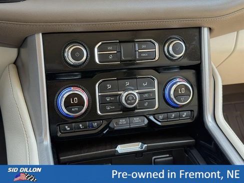 Used 2024 GMC Yukon XL Denali w/ Denali Reserve Package AWD/4WD image 13