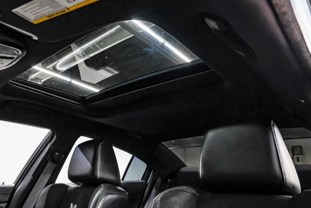 Used 2015 Dodge Charger R/T Scat Pack RWD image 5