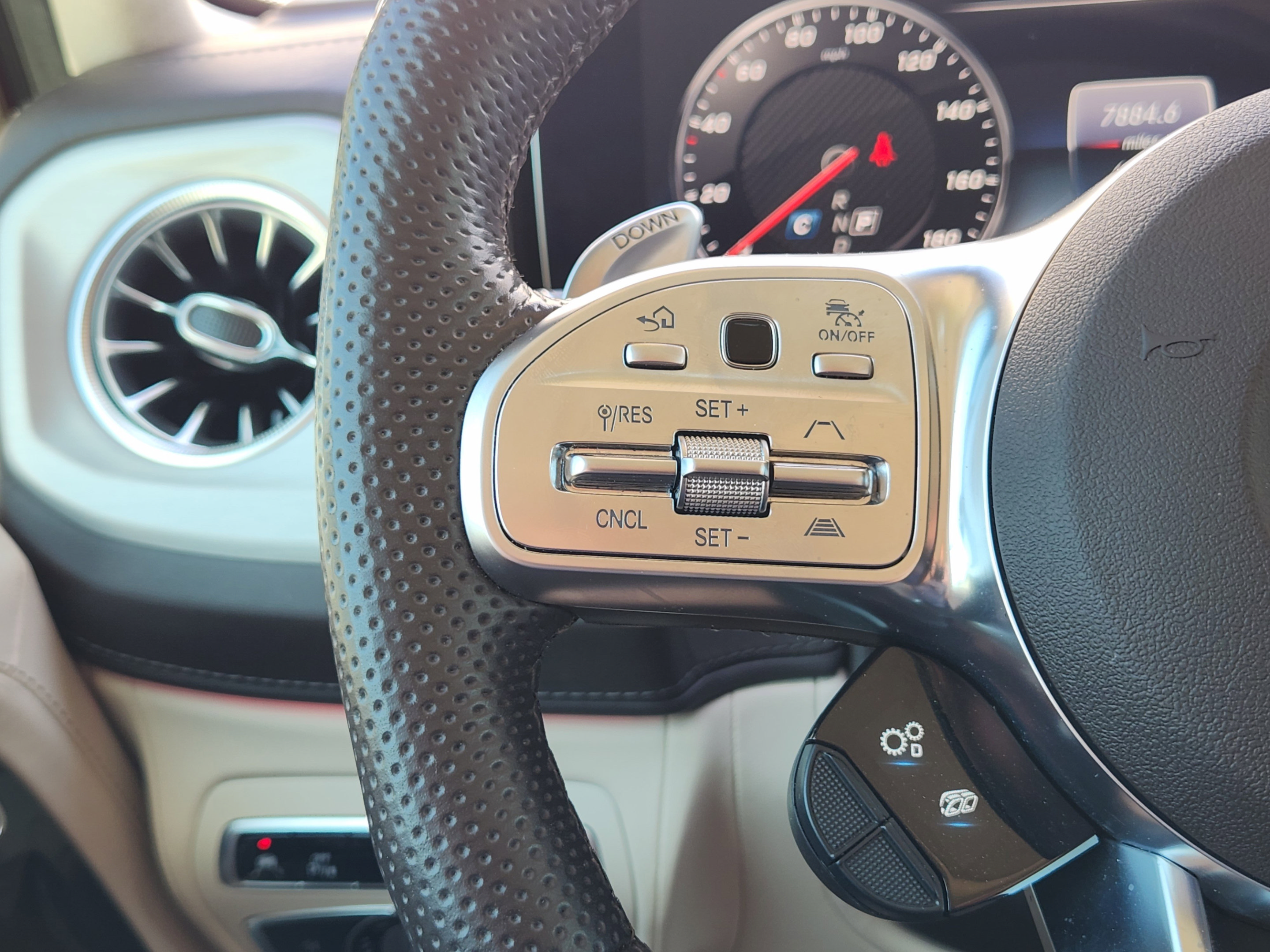 Used 2021 Mercedes-Benz G 63 AMG 4MATIC image 28