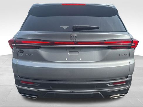 Used 2025 Buick Enclave Preferred image 6