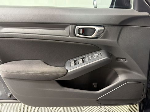 Used 2025 Honda Civic Sport image 12