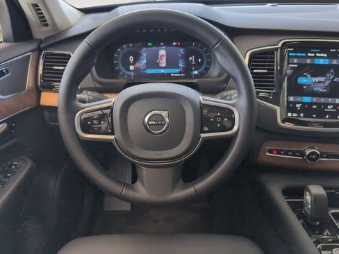 Certified 2025 Volvo XC90 B6 Plus image 11
